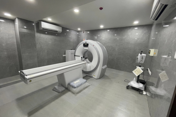 AMERICAN KIDNEY INSTITUTE MRI SCANNING